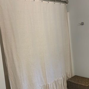 Shower curtain with ruffle linen blend